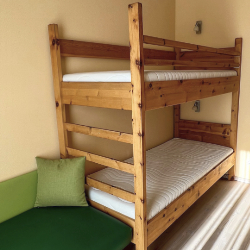 Shared 4 Person Suite - Bunk Bed (€ 75,- per night / € 225,- for 3 nights)
