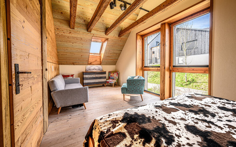 Single Room Apartment "Oak" (+ € 585,- per person)